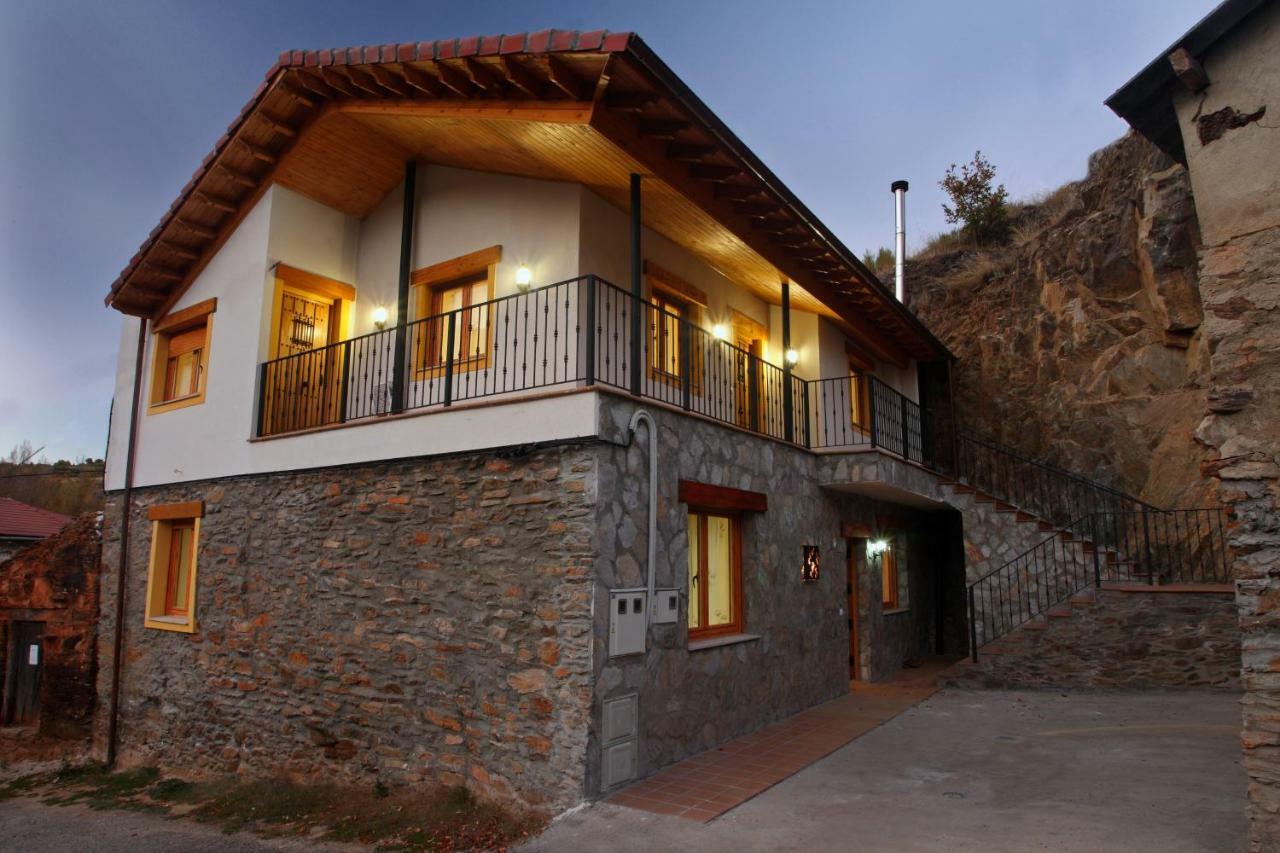 Aguas Frias III Villa La Omañuela Buitenkant foto